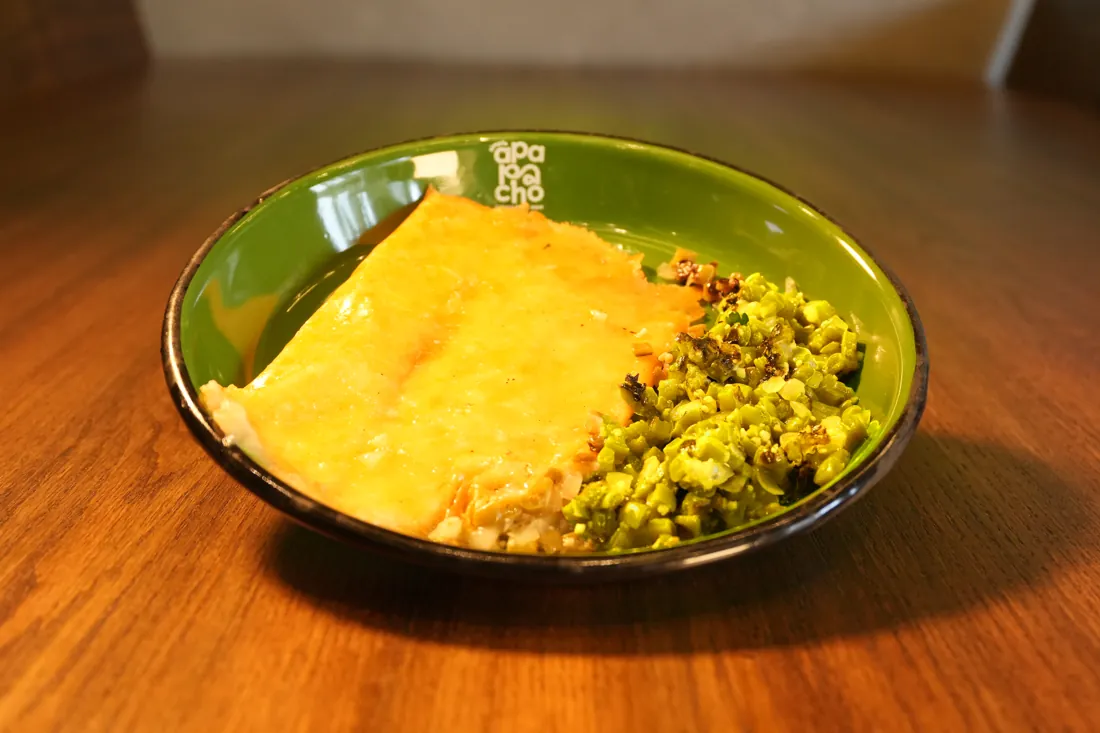 Costra de queso con nopales